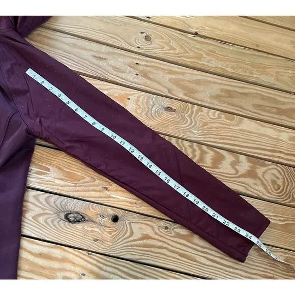 The North Face Hooded Jacket Polka Dot Size Medium Women’s Maroon Full Zip - Picture 8 of 8
